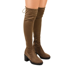 Velúr csizma a Hekran khaki posztóján zöld