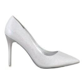 Goodin Divatos szivattyúk egy csapon bézs Goodin Divatos szivattyúk egy csapon bézs