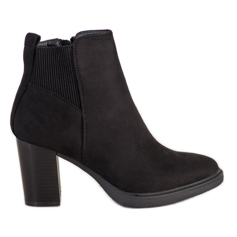 Super Mode Fekete csizma egy poszton