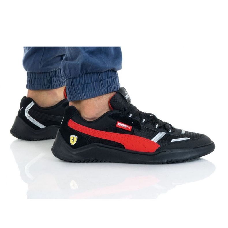 Puma Ferrari Race Dc Future M 306539 01 fekete piros