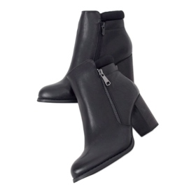 Fekete 4599 Fekete magassarkú Fekete 4599 Fekete magassarkú