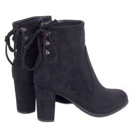 Klasszikus fekete magassarkú 6782-1 Fekete