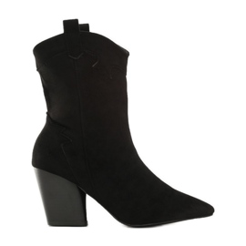 Vices Satuk 1586-38-fekete