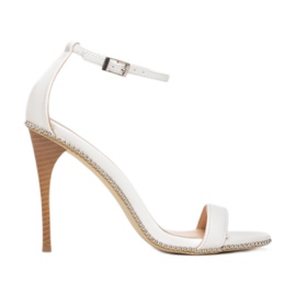 Vices Satuk 9217-41 Fehér 36 41 Vices Satuk 9217-41 Fehér 36 41