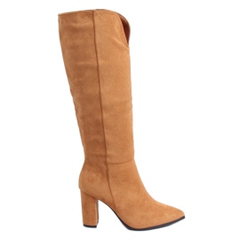 Klasszikus csizma kivágott tevével RB89P Camel barna Klasszikus csizma kivágott tevével RB89P Camel barna