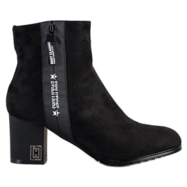 Gogo Csizmák az utófejlődésekről fekete