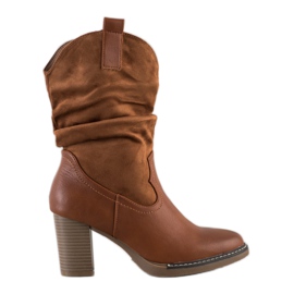Super Mode Cowboy csizma egy poszton barna