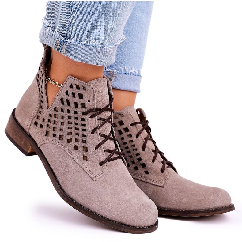 Nicole Női áttört velúr Cappuccino Susannah csizma barna