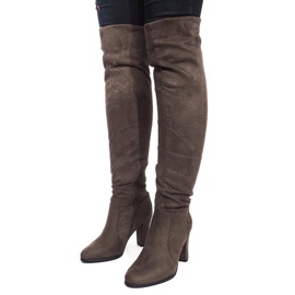 Suede csizma egy bárban K953 Green zöld