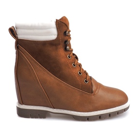 Szigetelt fa ék CN865 Teve barna Szigetelt fa ék CN865 Teve barna