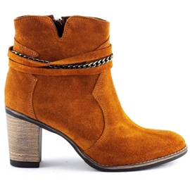 Olivier Csizma Megi piros lánccal narancs