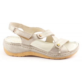 Dolce Pietro 2014-es női arany szandál aranysárga