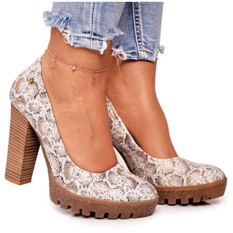 Szivattyúk egy rúdon és platformon Maciejka Gold-Beige 02629-25 bézs barna aranysárga