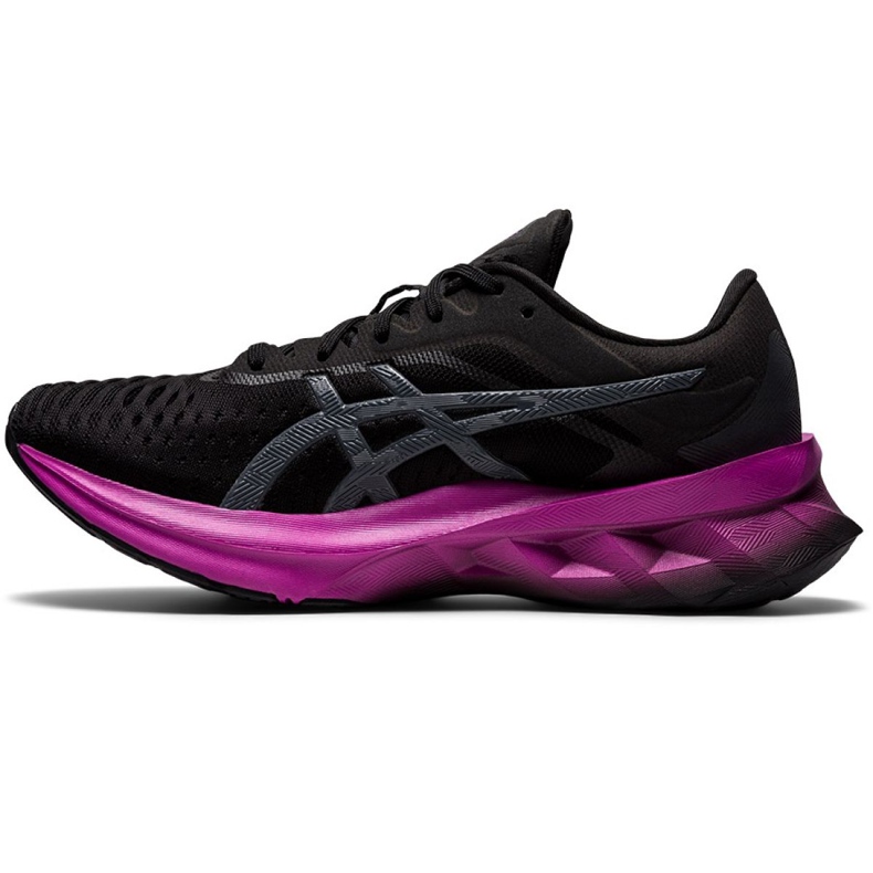 Asics Novablast W 1012A584 004 futócipő fekete
