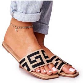 Női klasszikus bézs színű Melinda papucs fekete