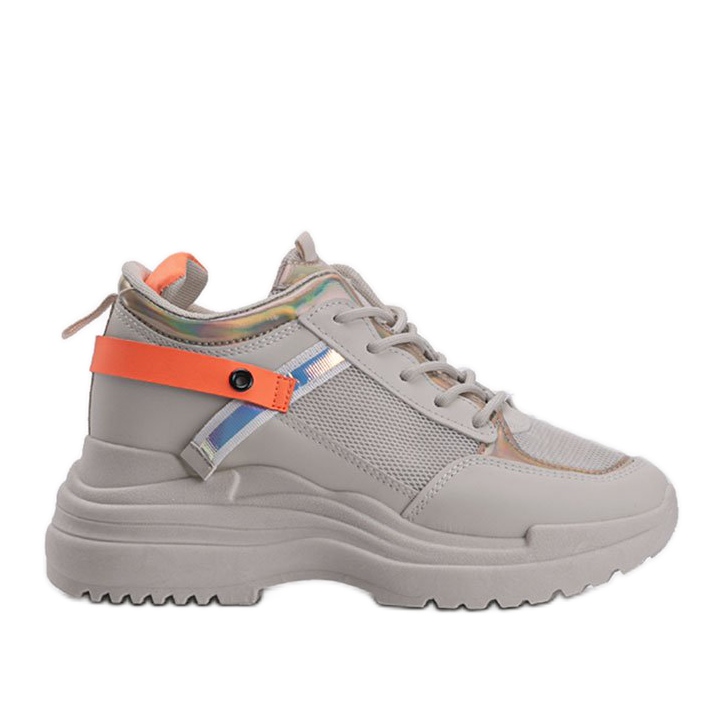 Bézs cipők vastag Johan talppal Bézs cipők vastag Johan talppal