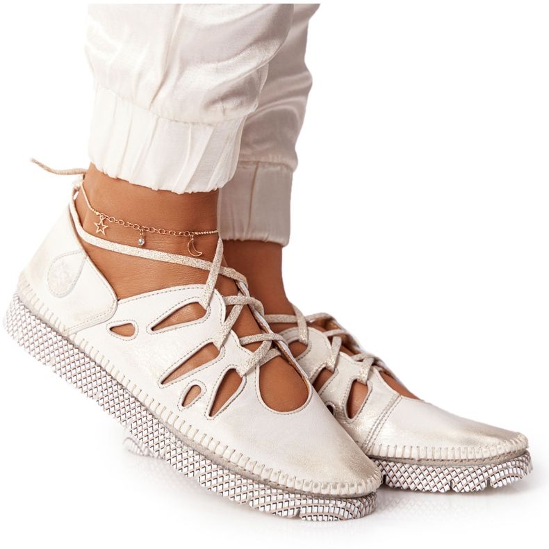 Női bőrcipő Maciejka bézs-arany 04449-25 aranysárga