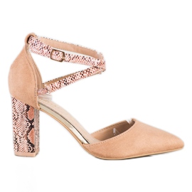 S. BARSKI Stílusos szivattyúk egy oszlopon barna