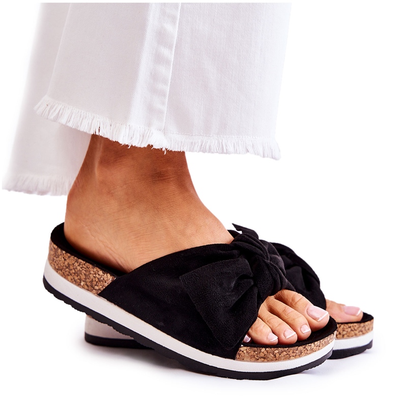 PS1 Fekete papucs a nagyon kényelmes platformon PS1 Fekete papucs a nagyon kényelmes platformon