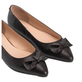 Barna balerinák Lisa masnival