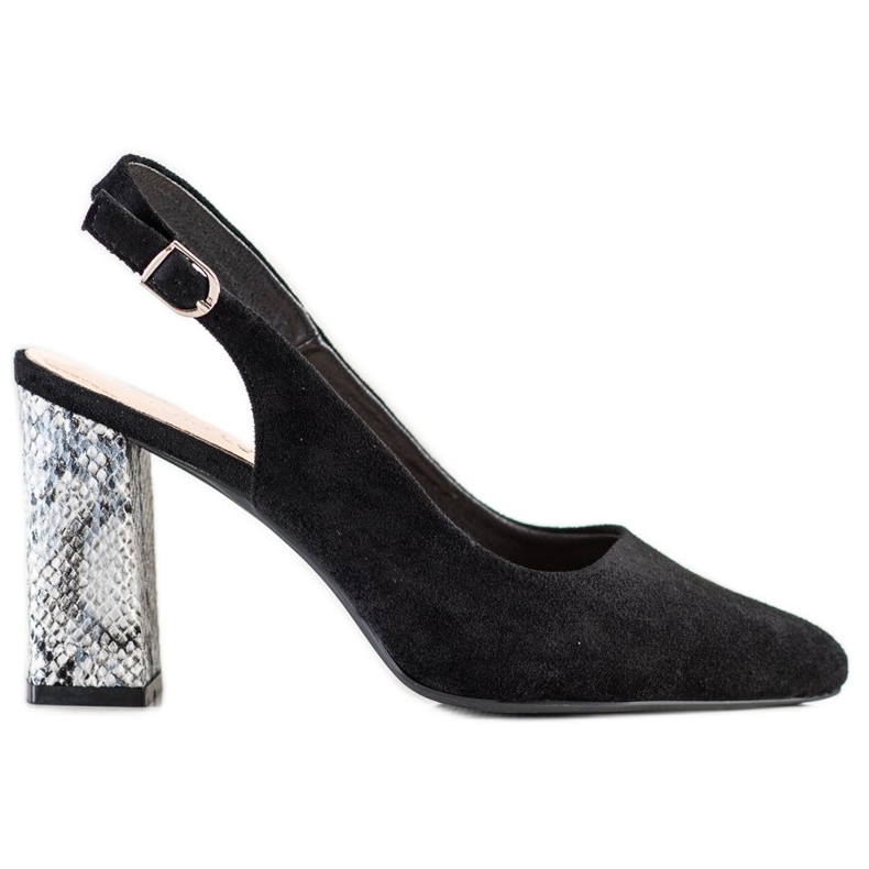 Szivattyúk egy bárban Sergio Leone fekete