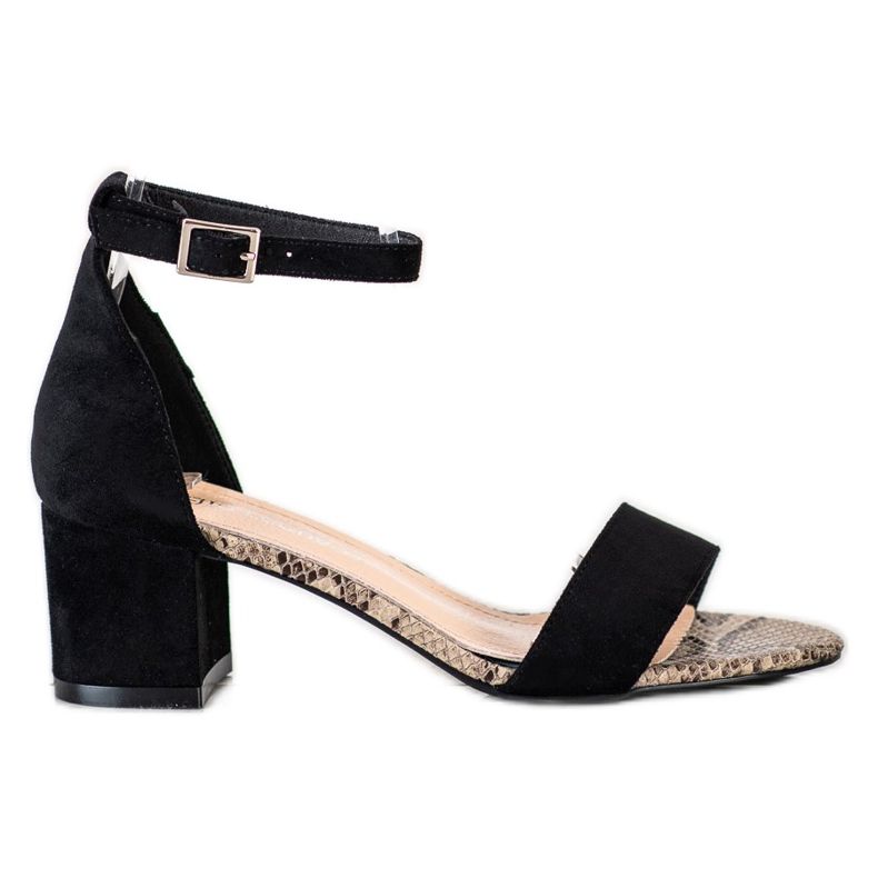 Szandálok egy bárban Sergio Leone fekete