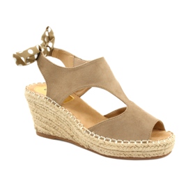 Női szandál Wedge Taupe Monroe -n bézs