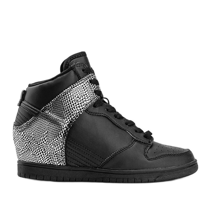 Fekete bokacipő állati motívummal