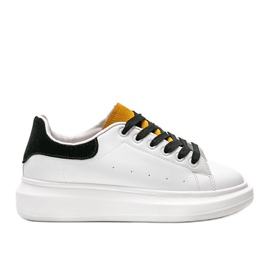 Vaskos Lauryn talpú cipők fehér színben Vaskos Lauryn talpú cipők fehér színben