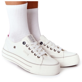 Női cipők a Big Star HH274052 fehér platformon Női cipők a Big Star HH274052 fehér platformon