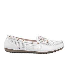 Ökobőrből készült fehér cipő, áttört Esther Ökobőrből készült fehér cipő, áttört Esther