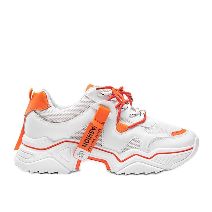 Kenyai fehér sportcipők