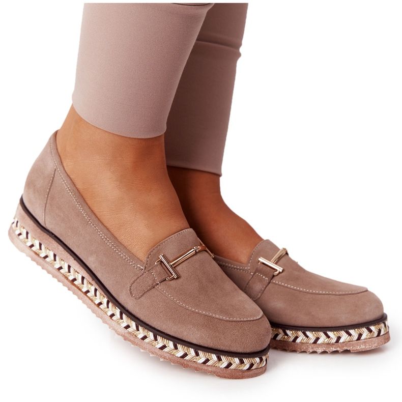 Loafers a Laura Messi 2284 bézs platformon