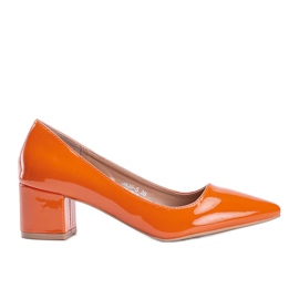 Narancssárga szivattyúk lakkoztak az Éden blokkon Narancssárga szivattyúk lakkoztak az Éden blokkon