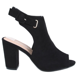 Fekete magas sarkú szandál 100-1001 SA-2 Fekete Fekete magas sarkú szandál 100-1001 SA-2 Fekete