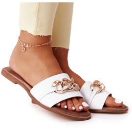 Bőrpapucs lánccal Nicole 2652 Fehér Bőrpapucs lánccal Nicole 2652 Fehér