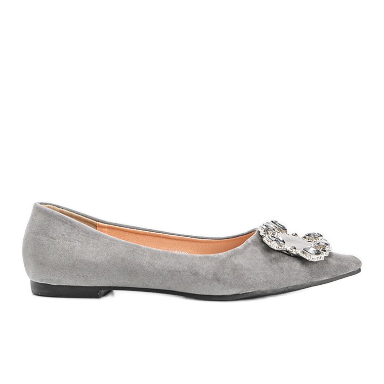 Fényes kövekkel díszített szürke balerinák