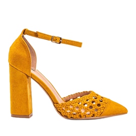 Mustár áttört szivattyúk a Hana oszlopon sárga