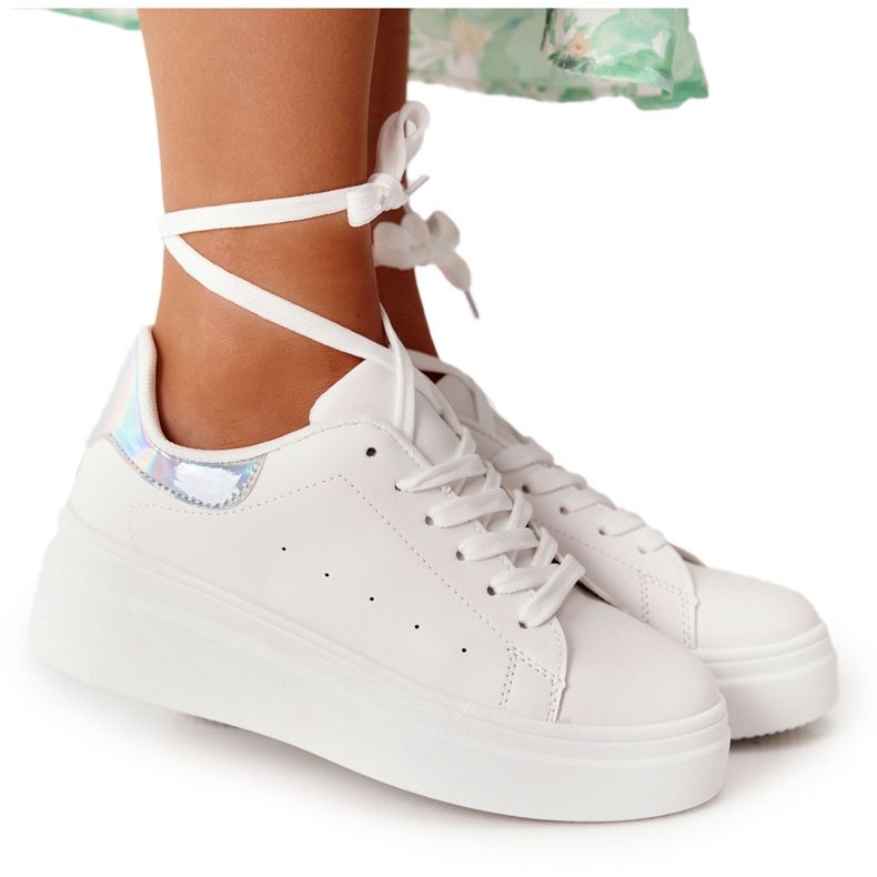Sportcipők Cipők a platformon Fehér és ezüst fényes