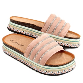 Rózsaszín N-96 Rózsaszín papucs a díszített talpon