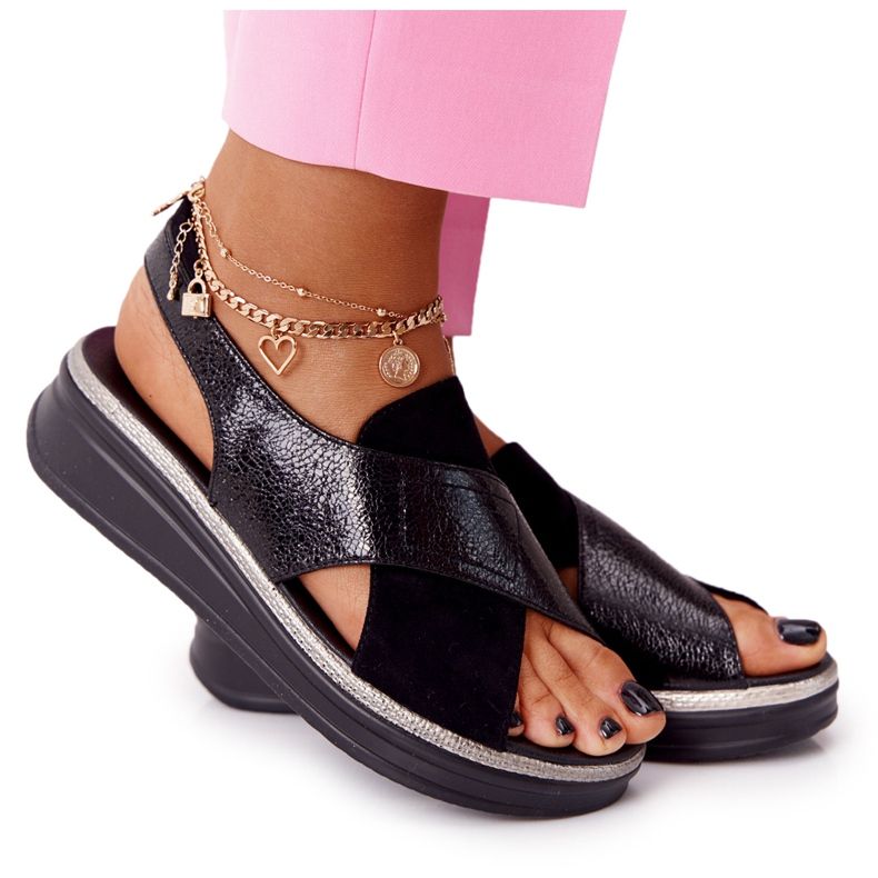 Csúsztatható szandál a Sergio Leone SK029 fekete platformon