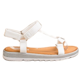 SHELOVET Divatos szandál tépőzárral fehér