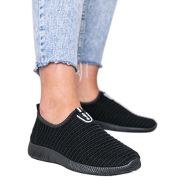 Fekete sportcipők Csináld