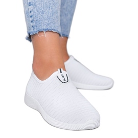 Csináld fehér sportcipők