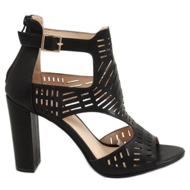 Fekete S-860 Fekete áttört sarkú szandál Fekete S-860 Fekete áttört sarkú szandál