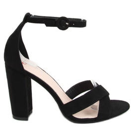 Fekete szandál a poszton TU133P Fekete