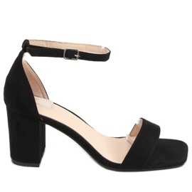 Fekete szandál széles sarokkal QL-169 Fekete Fekete szandál széles sarokkal QL-169 Fekete