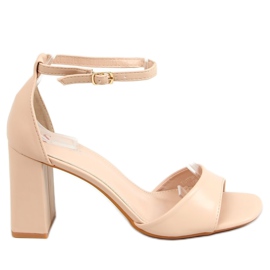 Szandál szögletes sarkú, bézs színű TU173P-PU Bézs Pu Szandál szögletes sarkú, bézs színű TU173P-PU Bézs Pu