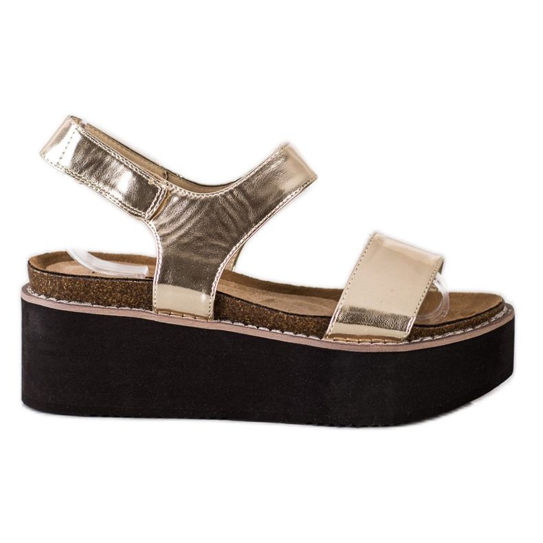 Corina Szandálok A Divat Platformon aranysárga