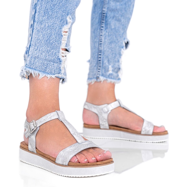 Kiko kígyóbőr mintás ezüst szandál